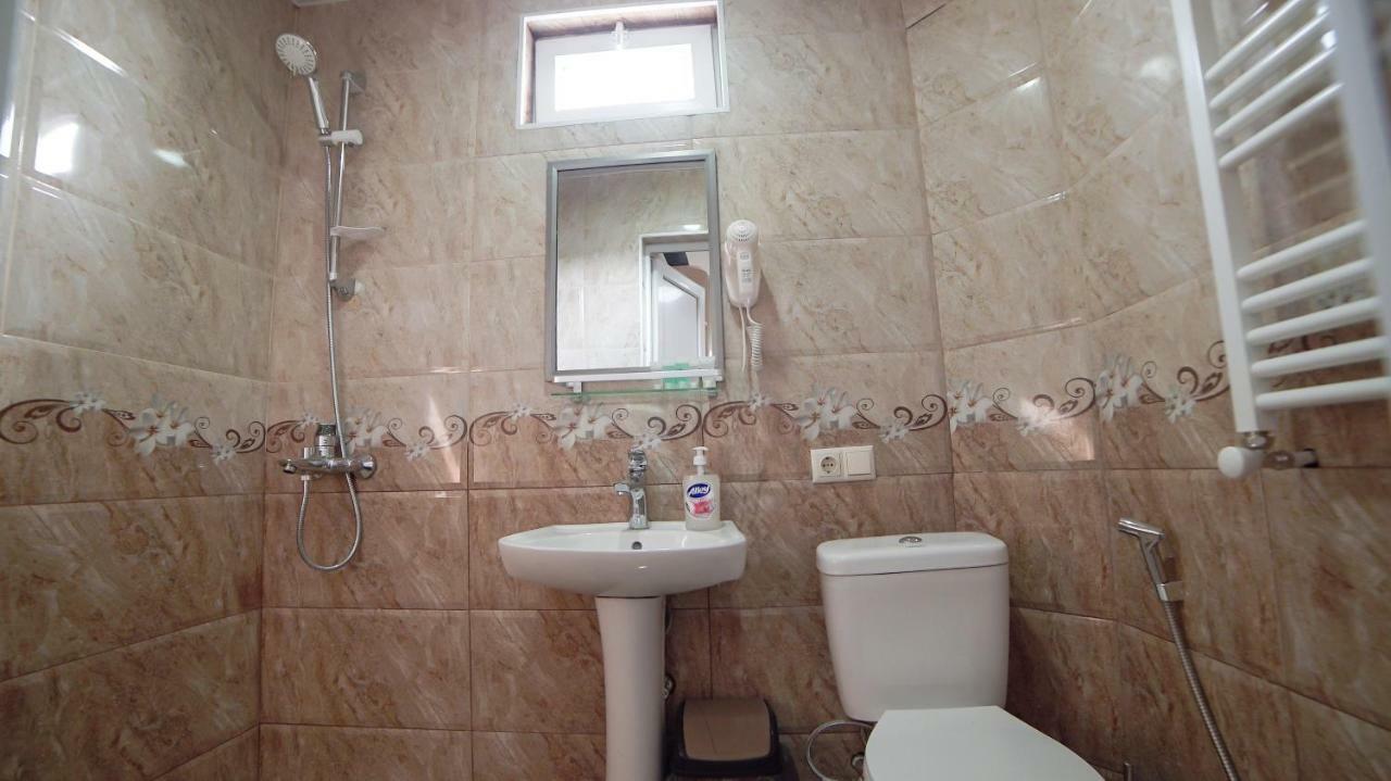 באטומי Hotel Progress מראה חיצוני תמונה